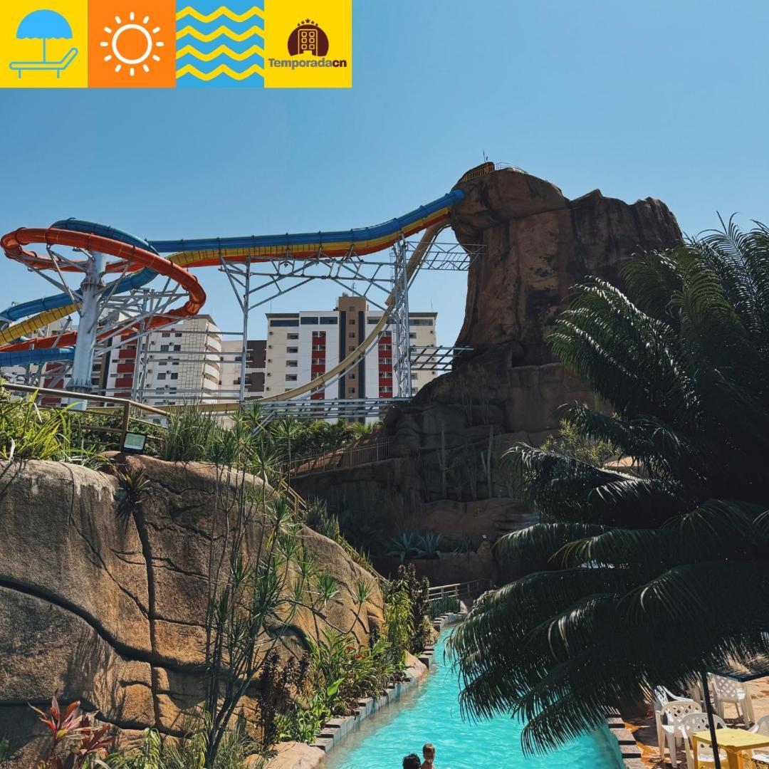 カルダス・ノバス Piazza Com Acesso Ao Acqua Park - Gustavoアパートホテル エクステリア 写真