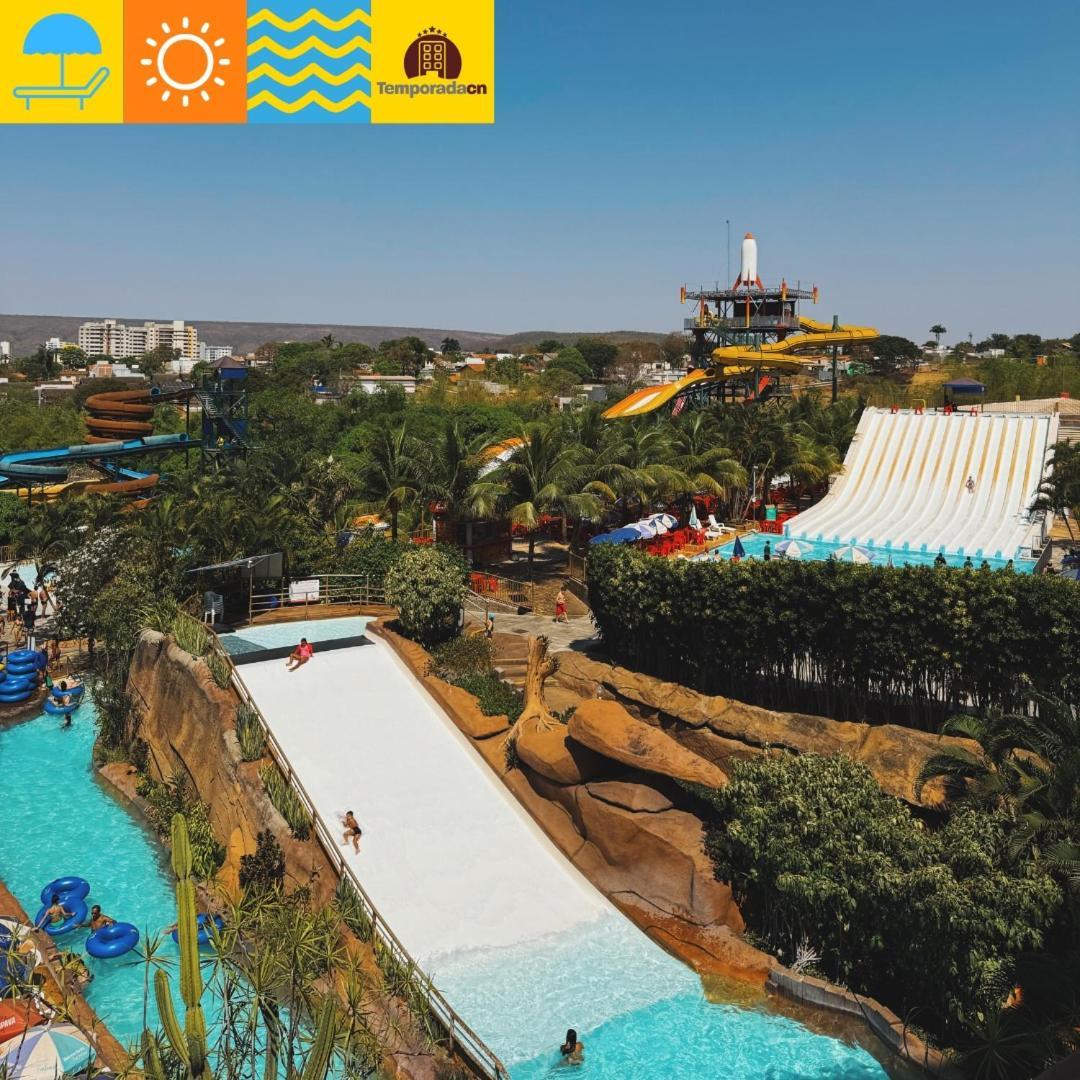 カルダス・ノバス Piazza Com Acesso Ao Acqua Park - Gustavoアパートホテル エクステリア 写真